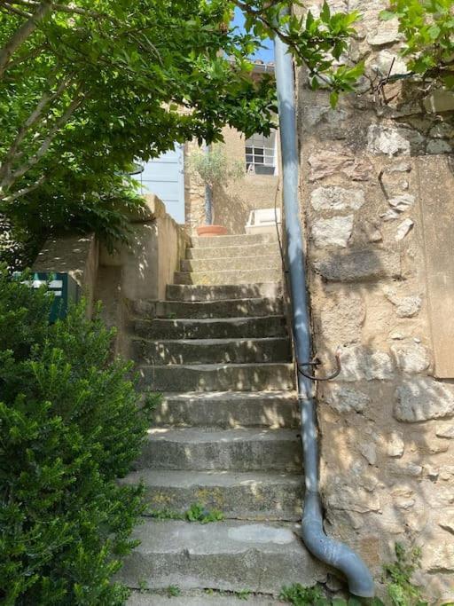Appartement Eygalieres Avec Petit Jardin Exterior foto
