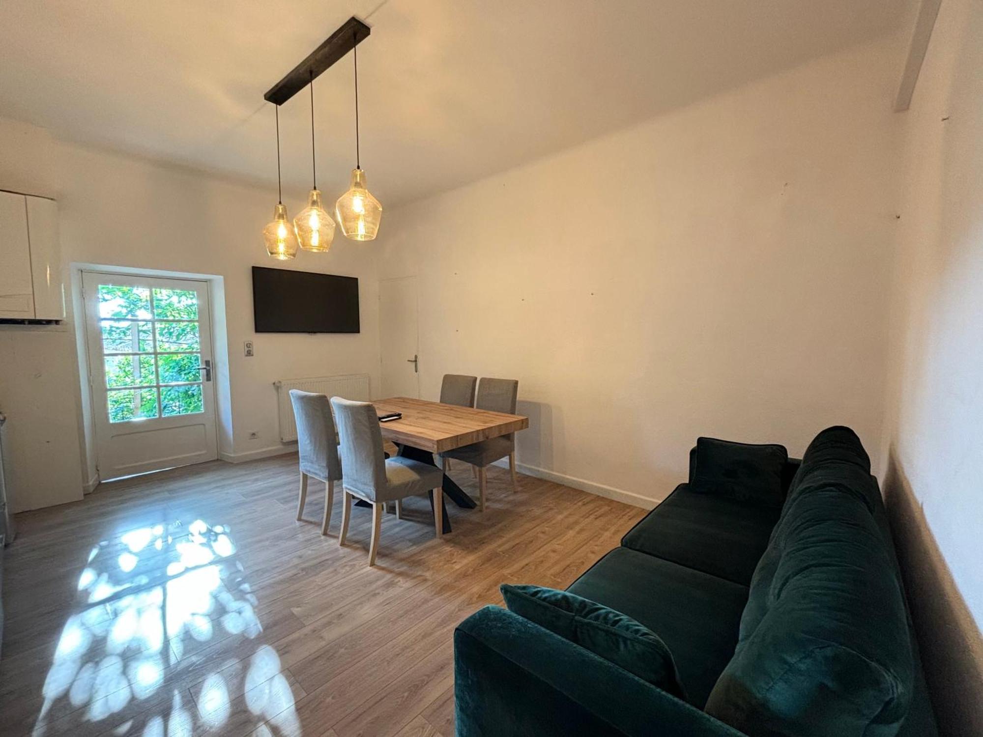 Appartement Eygalieres Avec Petit Jardin Exterior foto